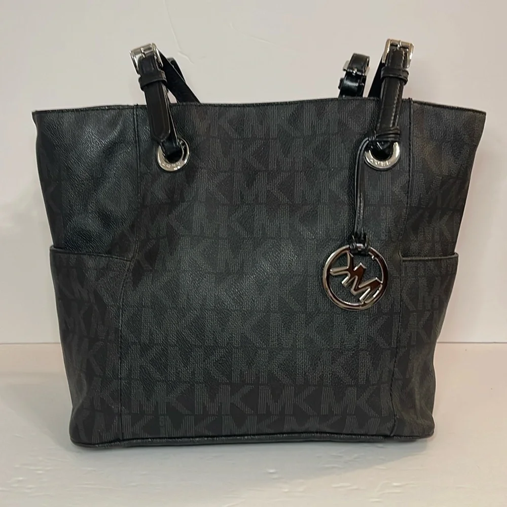 Michael Kors Black Signature Tote